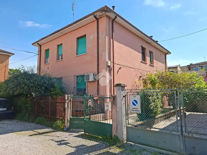 Casa monolocale in vendita in Verona