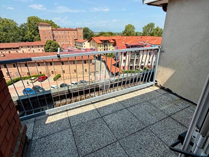 Appartamento bilocale in affitto in Piazza Marconi Guglielmo, Semicentro, Vinovo