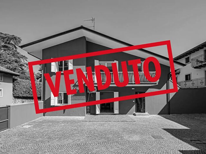 Appartamento trilocale in vendita in Via l Miani, Remanzacco