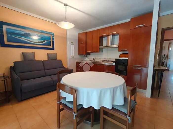 Appartamento trilocale in vendita in Via XXIV Maggio, Venezia