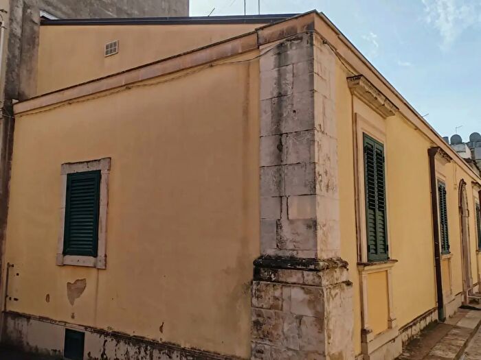 Casa bilocale in vendita in Via Mongibello, Rosolini