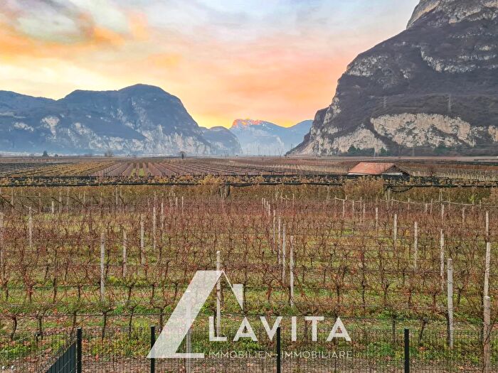 Appartamento trilocale in vendita in Weinbergweg Via della Vigna, Cortina Sulla Strada Del Vino