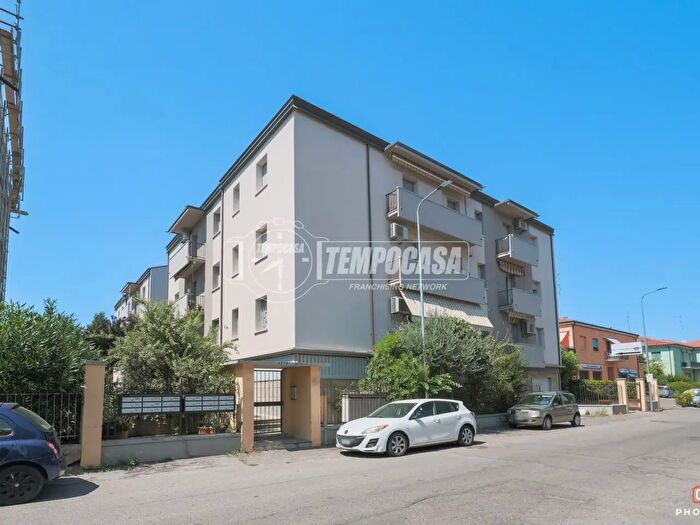 Appartamento quadrilocale in vendita in Via della Milana, Imola
