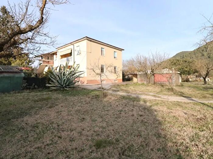 Casa con 5 locali in vendita in Via Faggetti, Terni
