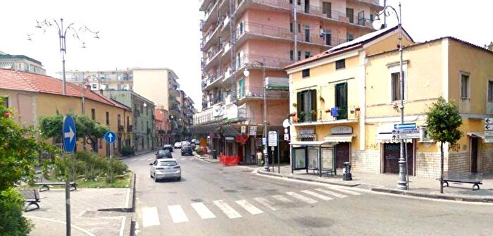 Appartamento trilocale in affitto in Piazza Gregorio Maria Grasso, Mercatello Mariconda, Salerno