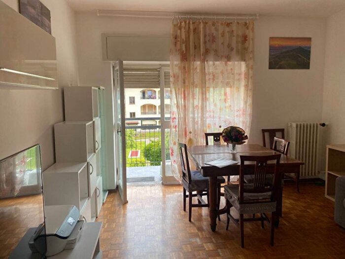 Appartamento trilocale in affitto in Via Giuseppe Garibaldi, Centro, Ballabio