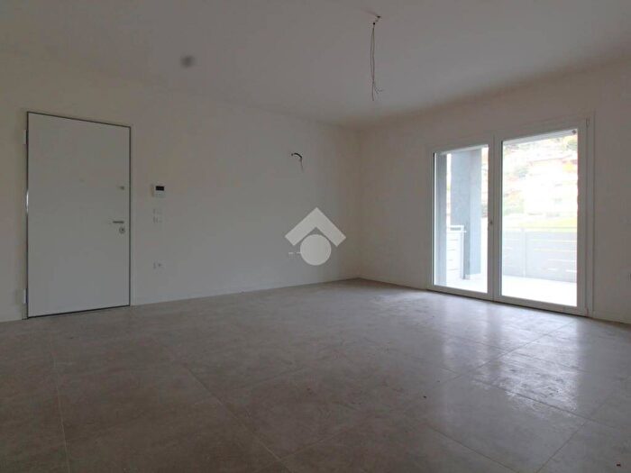 Appartamento trilocale in affitto in Via A Fusinato, Centro, Arzignano