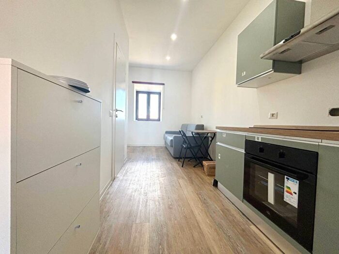 Appartamento monolocale in affitto in Piazza Conte Durini, Centro, Arcore