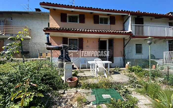 Casa con 6 locali in vendita in Casale Vigne, Graglia