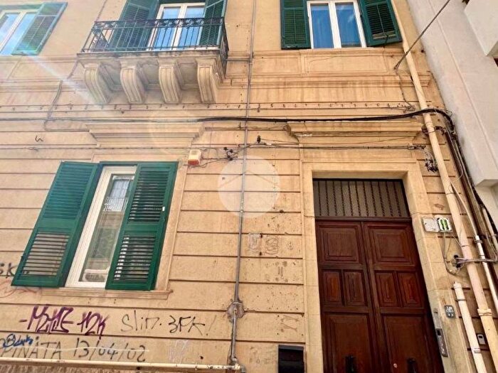 Appartamento bilocale in affitto in Via Giuseppe de Spuches, Politeama Ruggiero Settimo, Palermo