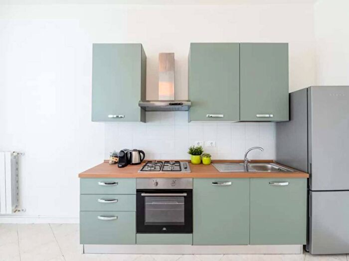 Appartamento bilocale in affitto in Via Giorgio Stephenson, Quarto Oggiaro, Milano