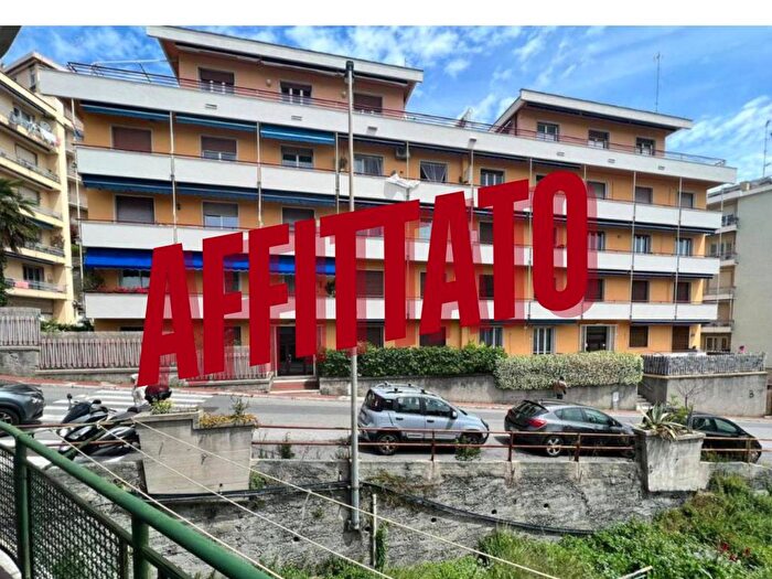 Appartamento bilocale in affitto in Via Giacinto Caldesi, Pegli, Genova