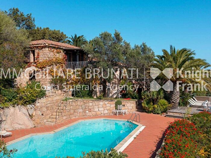 Casa con 6 locali in affitto in Via del Corbezzolo, Porto Cervo, Arzachena