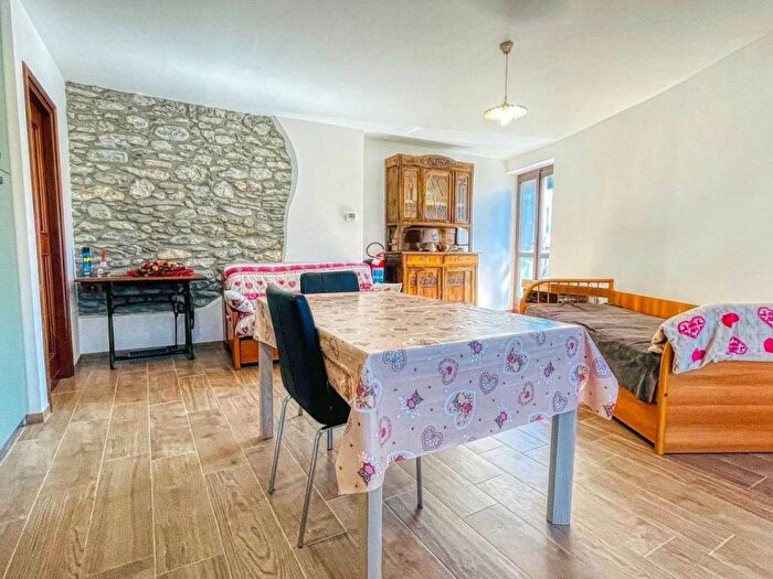 Appartamento bilocale in affitto in Via Fiume, Centro, Bardonecchia