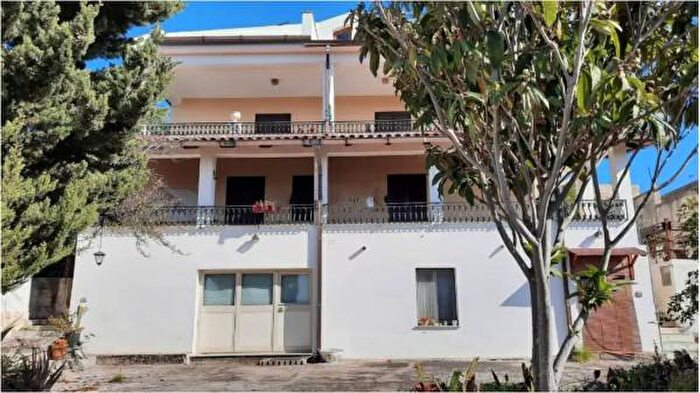 Casa con 5 locali in vendita in Via Milano, Augusta