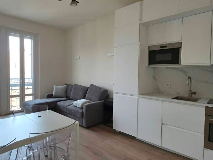 Appartamento bilocale in affitto in Via Costanza, Washington, Milano