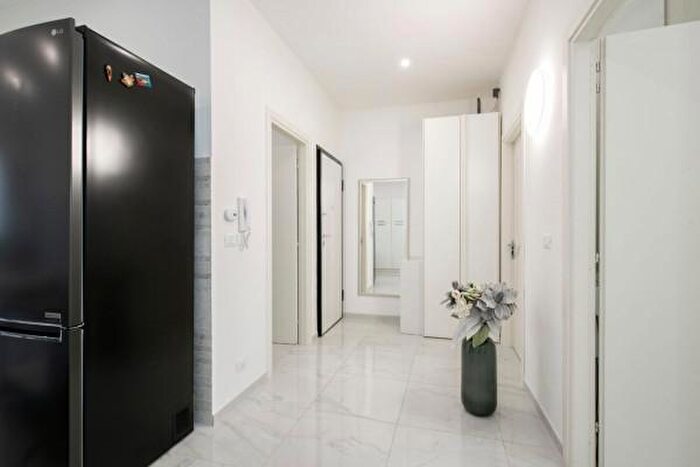 Appartamento trilocale in vendita in Via Raffaello Sanzio, Grugliasco