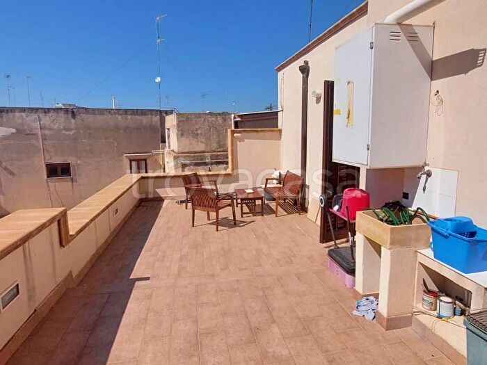 Appartamento con 7 locali in vendita in Vicolo Paladino, Marsala