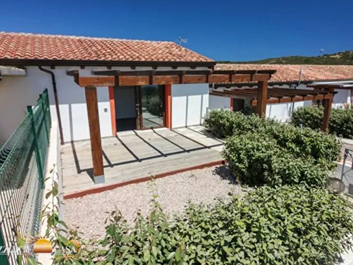 Casa bilocale in vendita in Via Trinità, La Maddalena