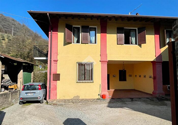 Appartamento trilocale in vendita in Via Civine, Gussago