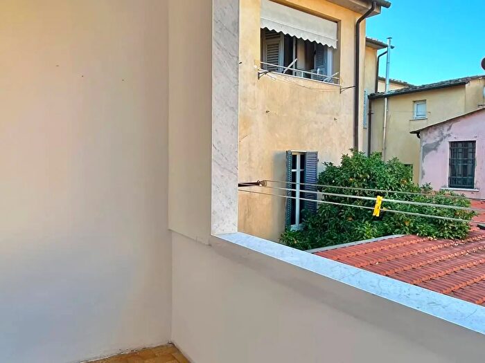 Appartamento quadrilocale in vendita in Sarzana