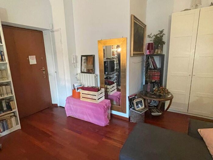 Appartamento trilocale in affitto in Via Pisanello, Gambara, Milano