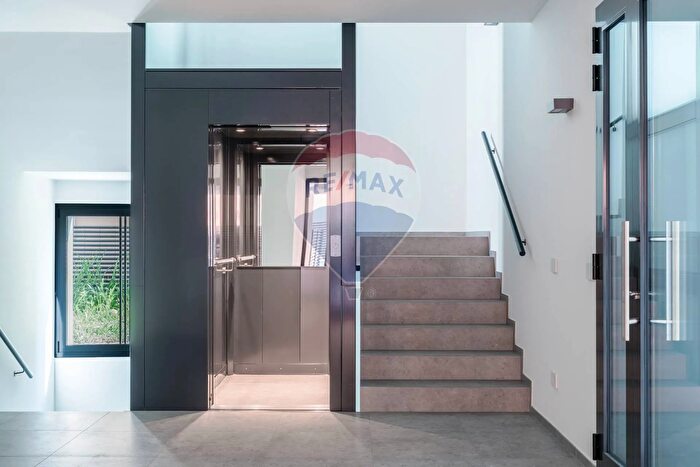 Appartamento con 5 locali in vendita in Via Stretta B, Brescia