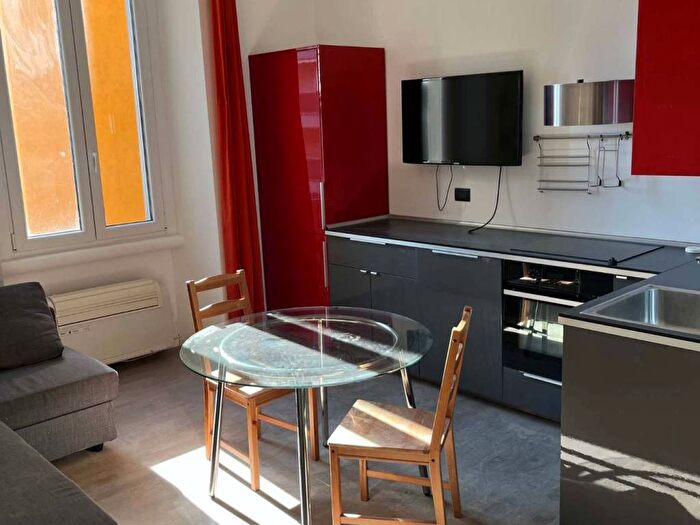 Appartamento bilocale in affitto in Via Messina, Paolo Sarpi, Milano