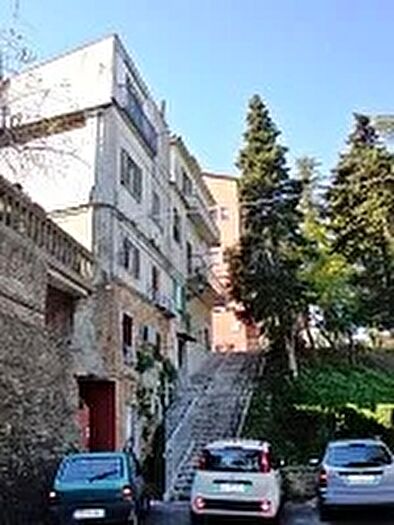 Appartamento trilocale in vendita in Via dei Celestini Chieti Ch, Chieti