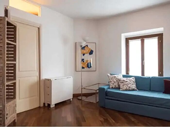 Appartamento in affitto in Via Laghetto, Milano