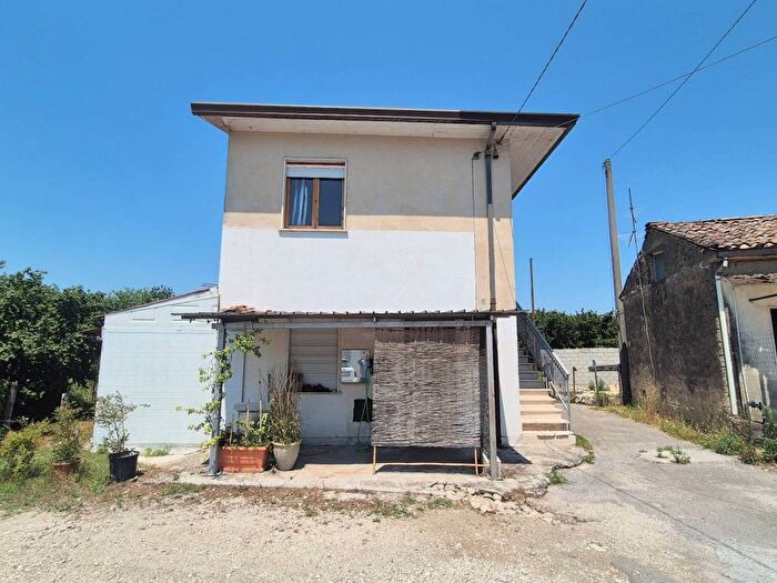Appartamento bilocale in affitto in Via Provinciale, Santo Stefano del Sole