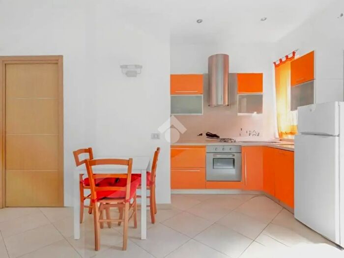 Appartamento bilocale in vendita in Via Azzo Carbonera, Milano