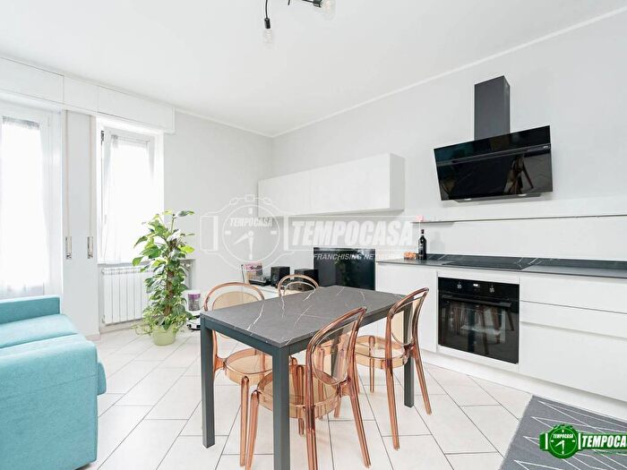 Appartamento bilocale in affitto in Via Luigi Ornato, Niguarda, Milano