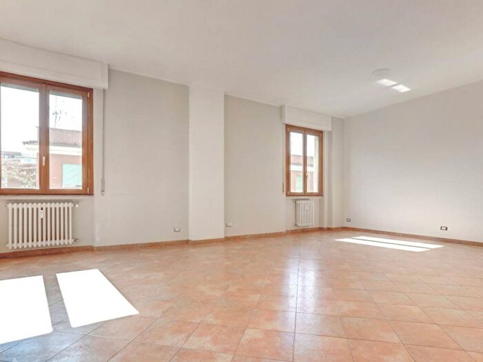 Casa quadrilocale in vendita in Via Cividale del Friuli, Re di Roma, Roma