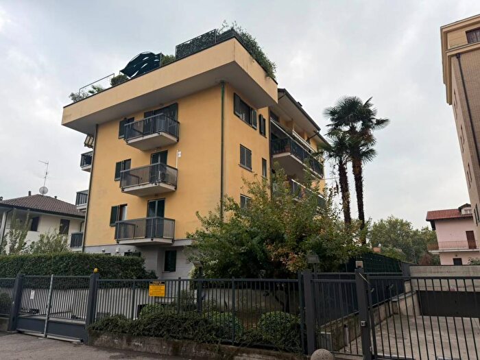 Appartamento bilocale in affitto in Via Aterno, Muggiano, Milano