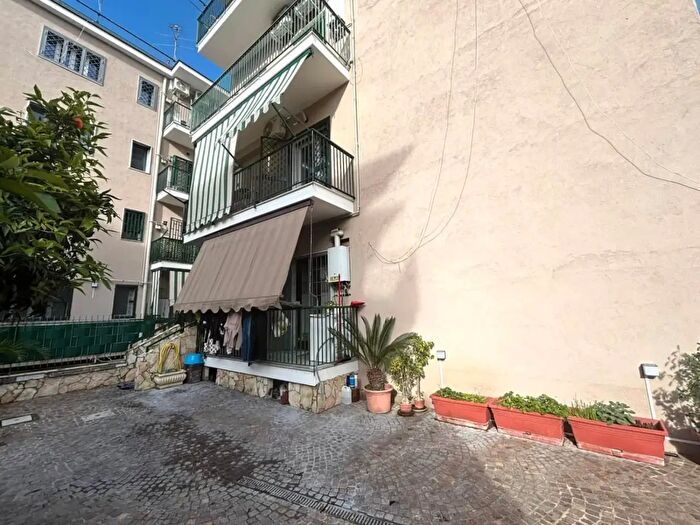 Appartamento trilocale in vendita in Via Guglielmo Marconi, Villaricca