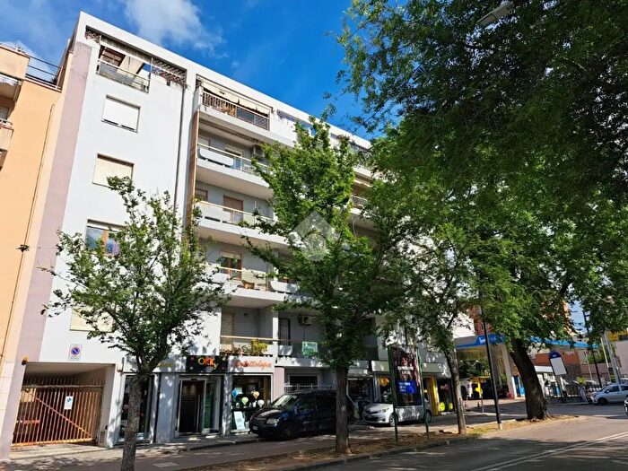 Appartamento trilocale in vendita in Corso Giovanni Pascoli, Sassari
