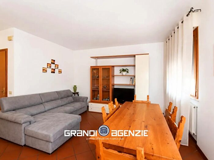 Appartamento con 5 locali in vendita in Via degli Alpini, Ponzano Veneto