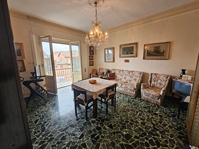 Appartamento con 5 locali in affitto in Via Enea Ciacci, San Prospero, Siena