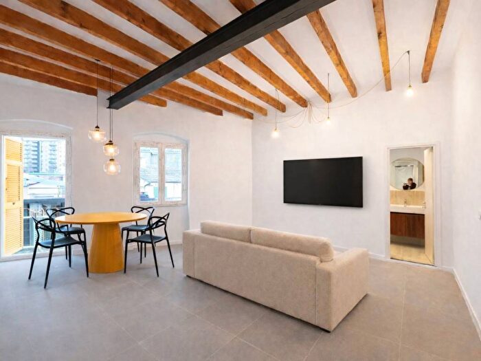 Appartamento quadrilocale in affitto in Via Chiaravagna, Sestri Ponente, Genova