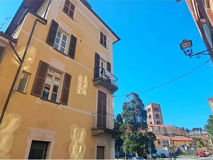 Appartamento trilocale in affitto in via Del Pino, Centro Storico, Pinerolo