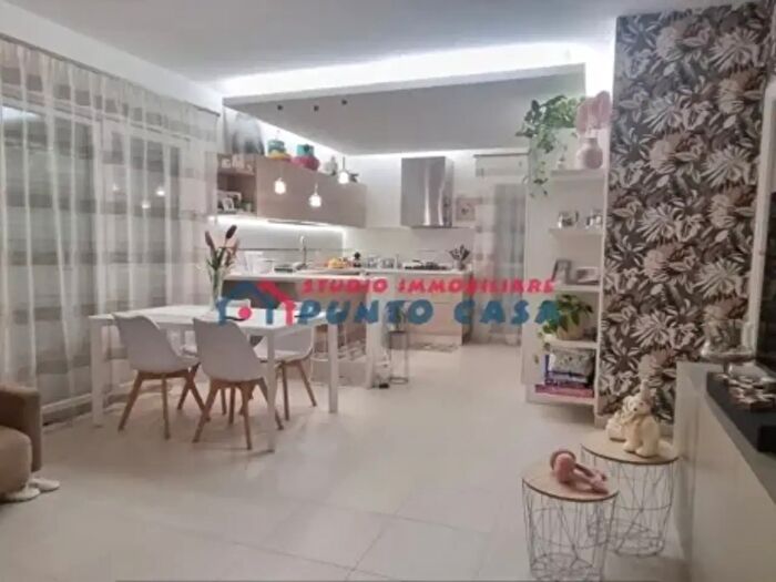 Appartamento trilocale in vendita in Via Madonna di Fatima, Erice