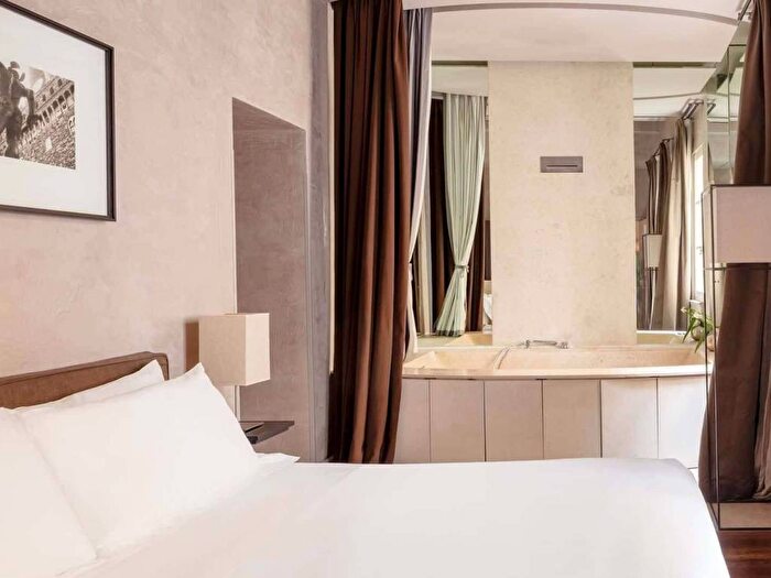 Appartamento bilocale in affitto in Via Ricasoli, Duomo, Firenze