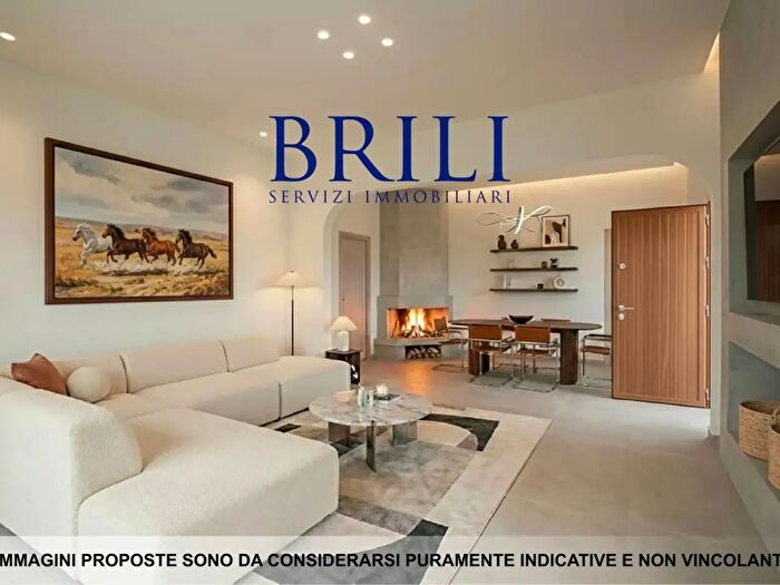 Appartamento con 12 locali in vendita in Arzachena