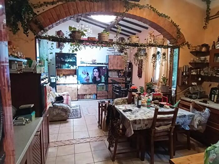 Appartamento trilocale in vendita in Livorno