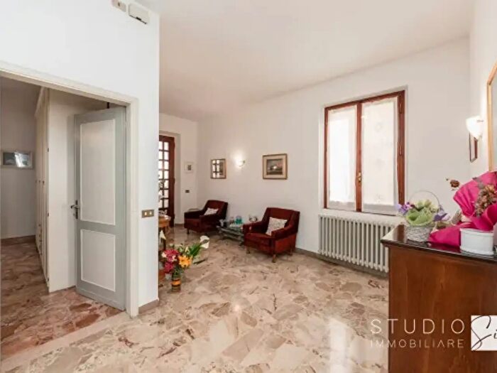 Appartamento con 5 locali in vendita in Via Orazio Ceccarelli, Quarrata