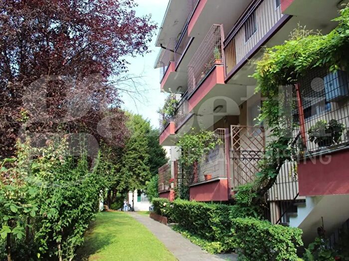 Appartamento bilocale in affitto in Via Garegnano a, Milano