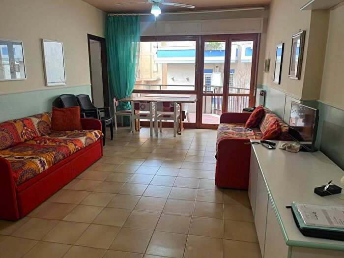 Appartamento trilocale in affitto in Via Traunreut, Ponserico Cretarossa, Nettuno