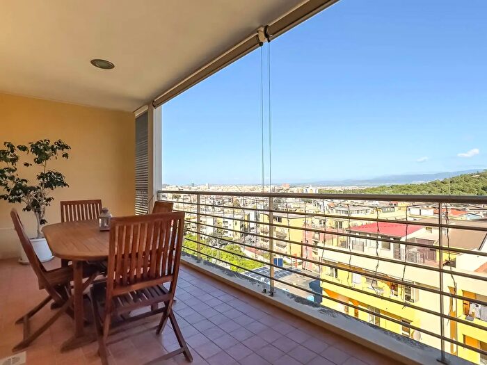 Appartamento quadrilocale in vendita in Via dei Falconi, Cagliari