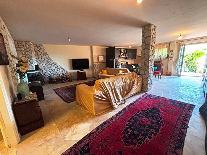 Appartamento con 5 locali in affitto in Via Aiuola, Centro, Cetona